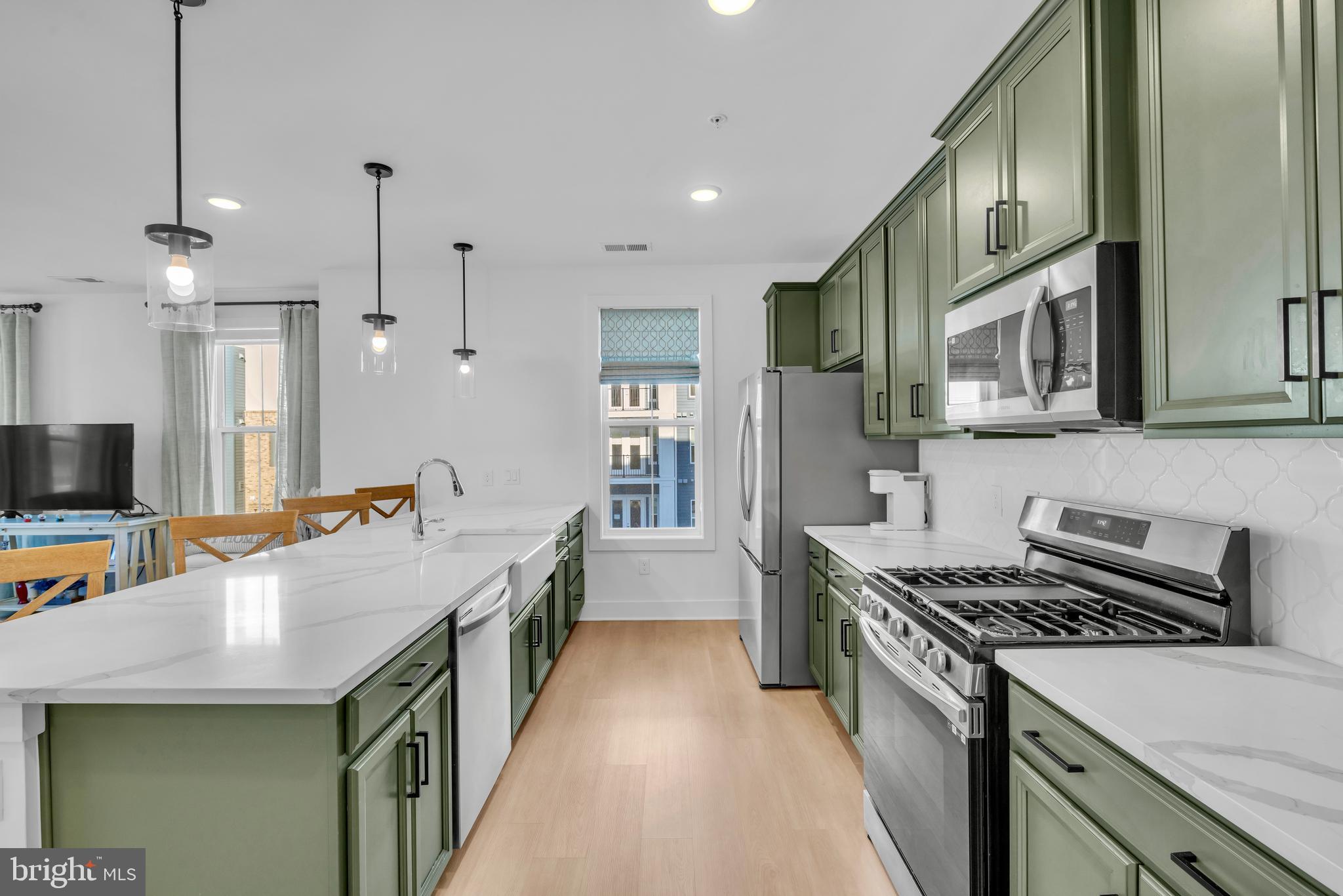 78 OLD MILL BOTTOM ROAD N 101