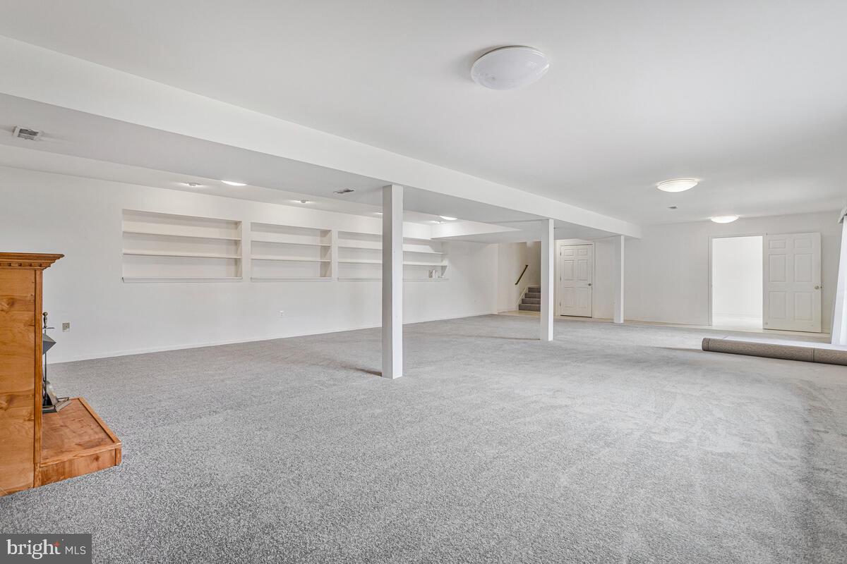 6984 BLUEBIRD HILL PLACE