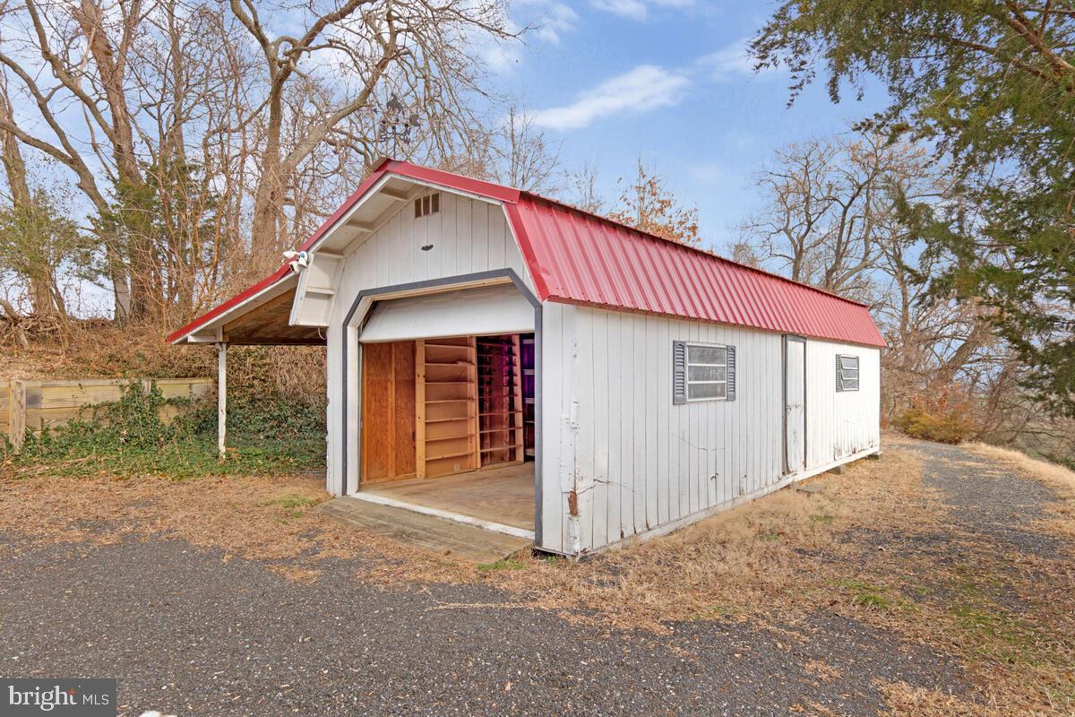 6984 BLUEBIRD HILL PLACE