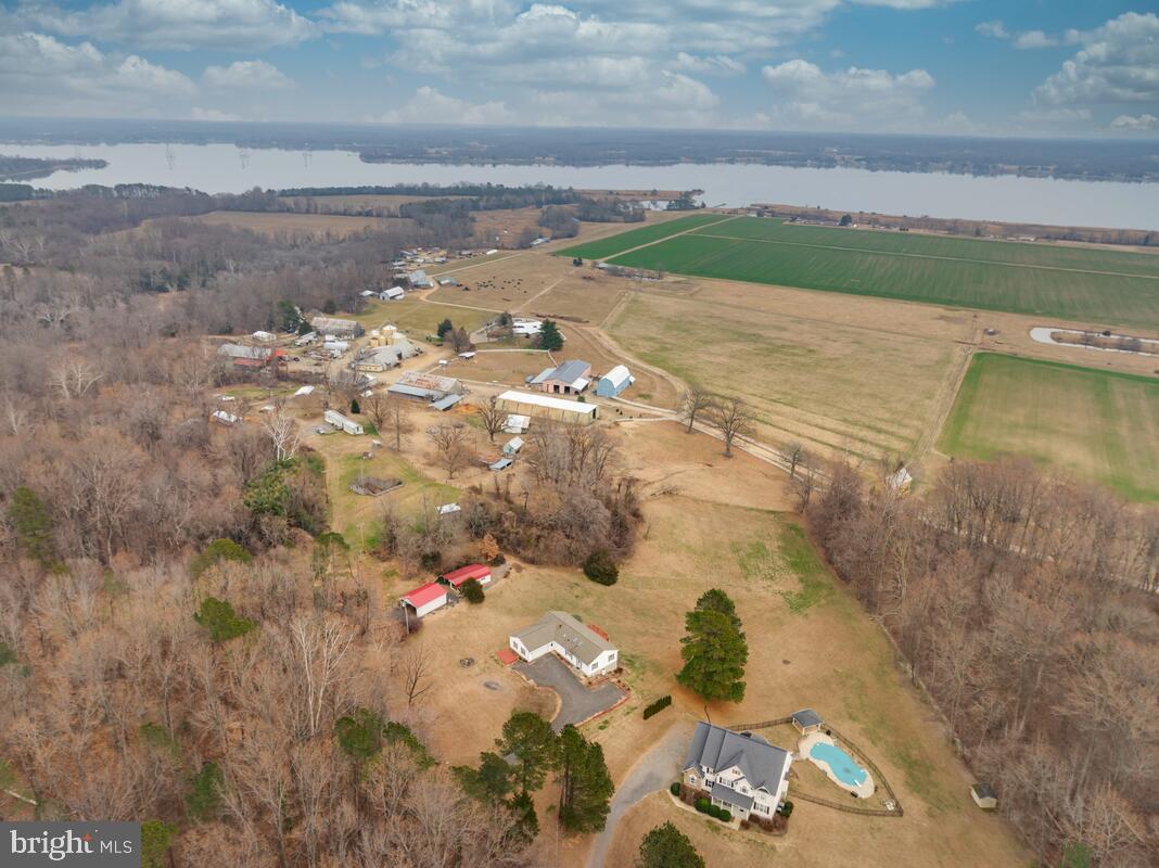 6984 BLUEBIRD HILL PLACE