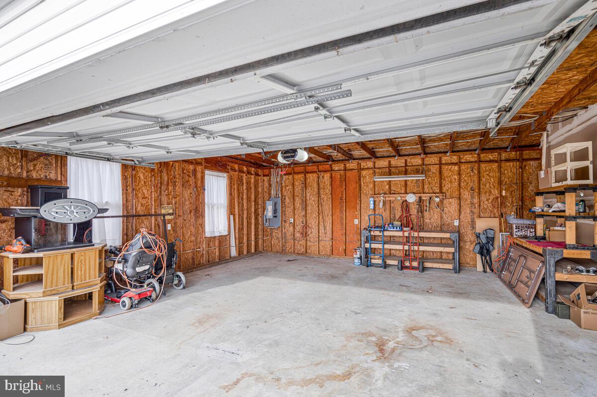 6984 BLUEBIRD HILL PLACE