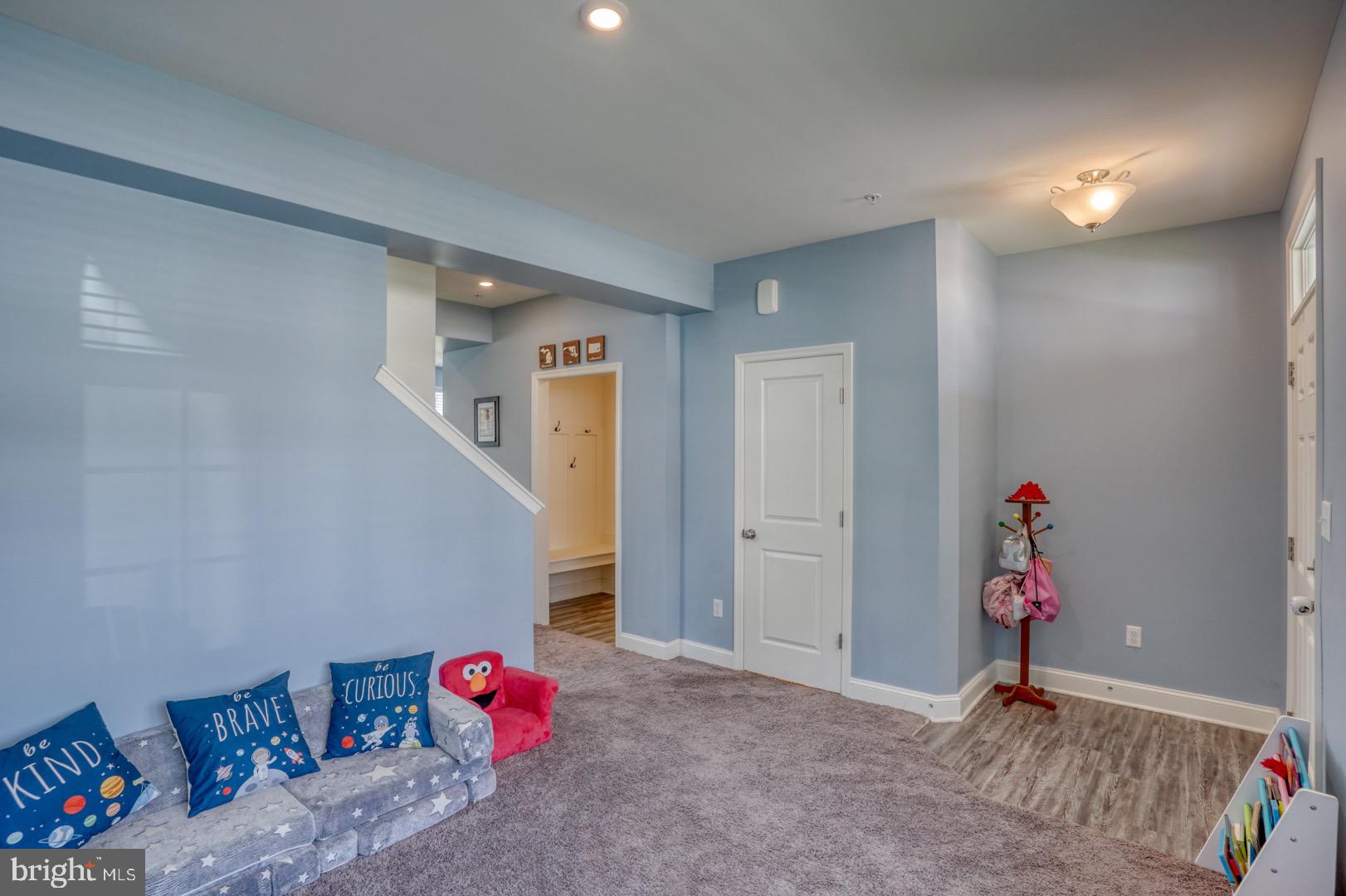 333 Morning Glory Dr