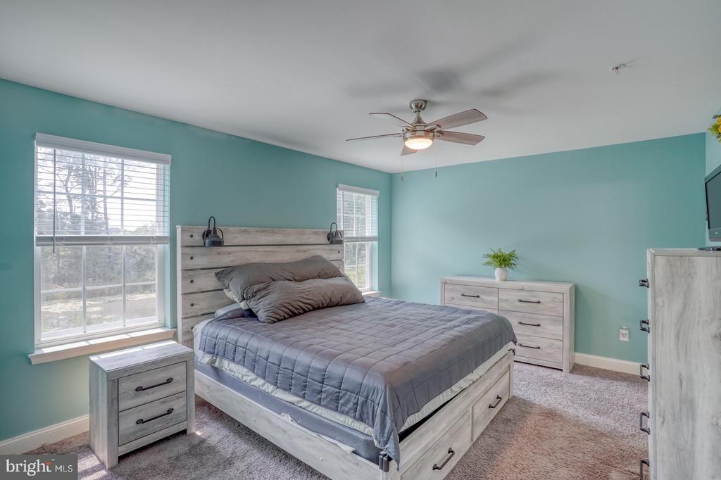 333 Morning Glory Dr