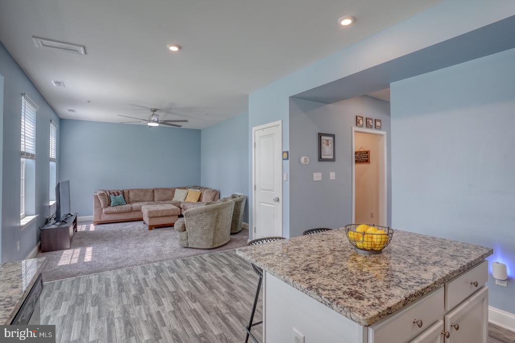 333 Morning Glory Dr