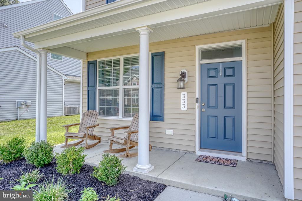 333 Morning Glory Dr
