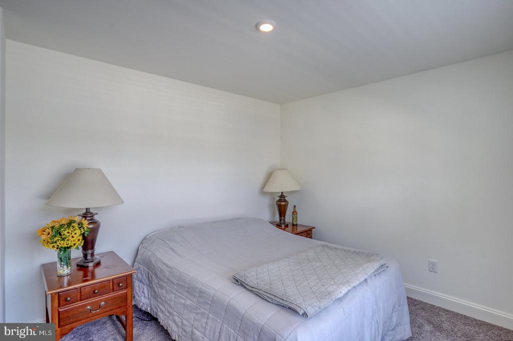 333 Morning Glory Dr