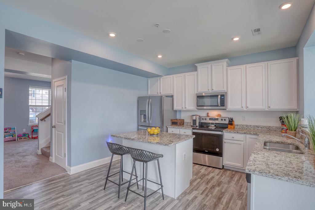 333 Morning Glory Dr
