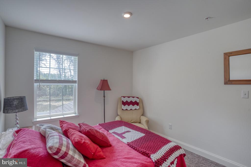 333 Morning Glory Dr