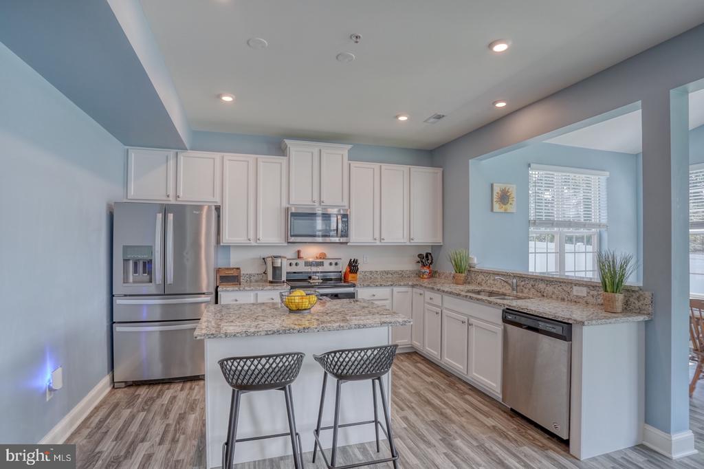 333 Morning Glory Dr