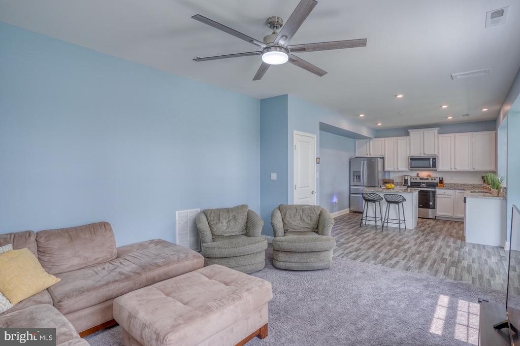 333 Morning Glory Dr