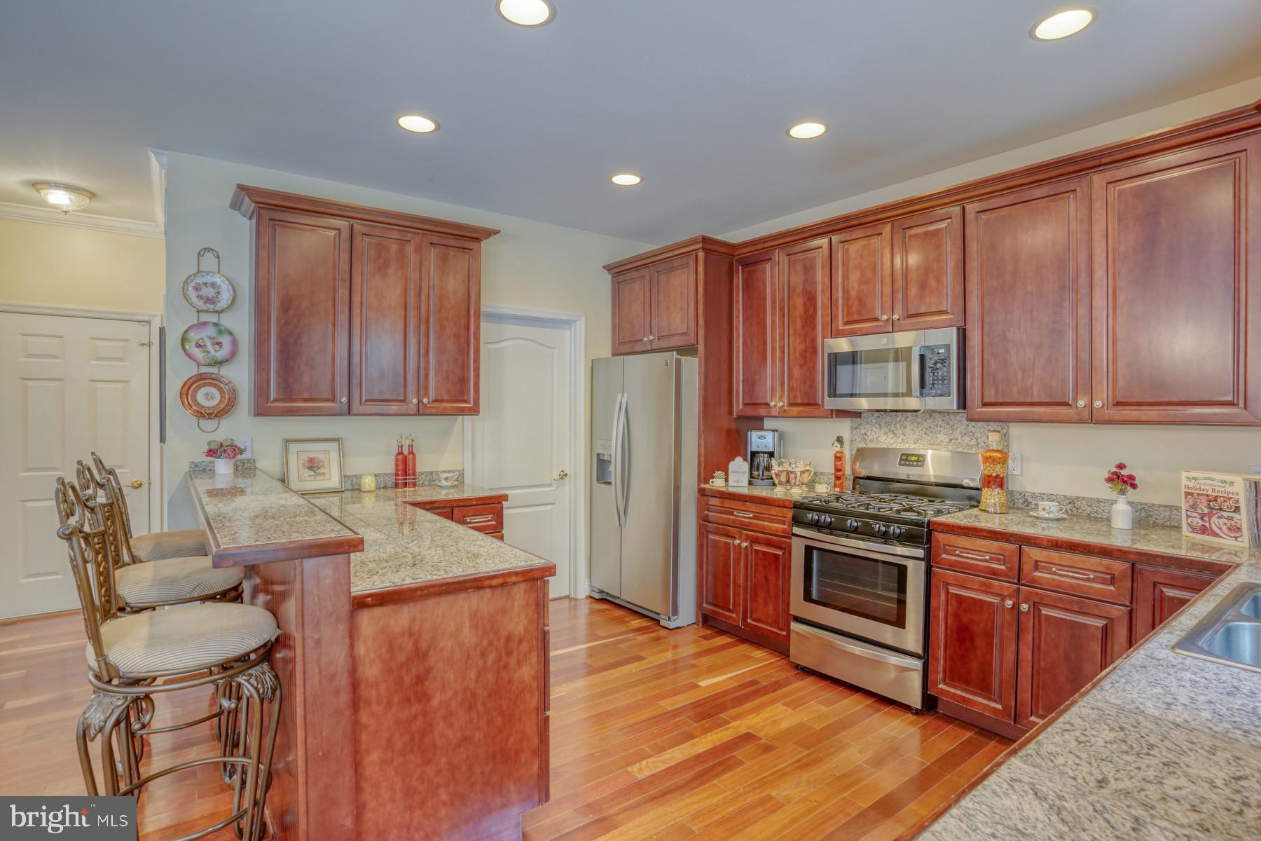 5569 Harmony Woods Dr