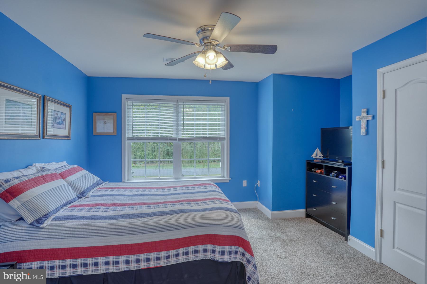 5569 Harmony Woods Dr