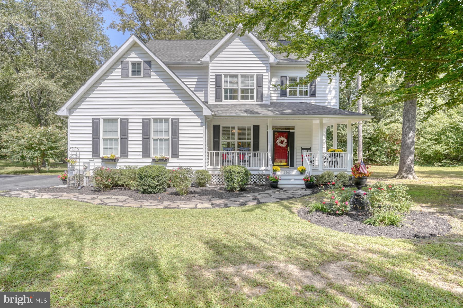 5569 Harmony Woods Dr