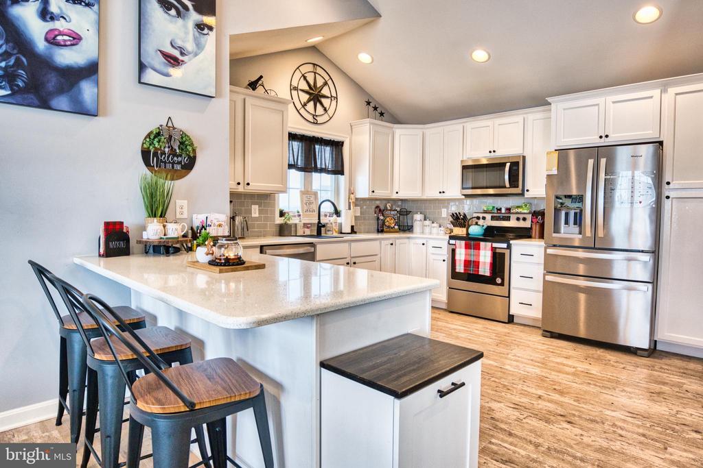 11490 Maplewood Dr