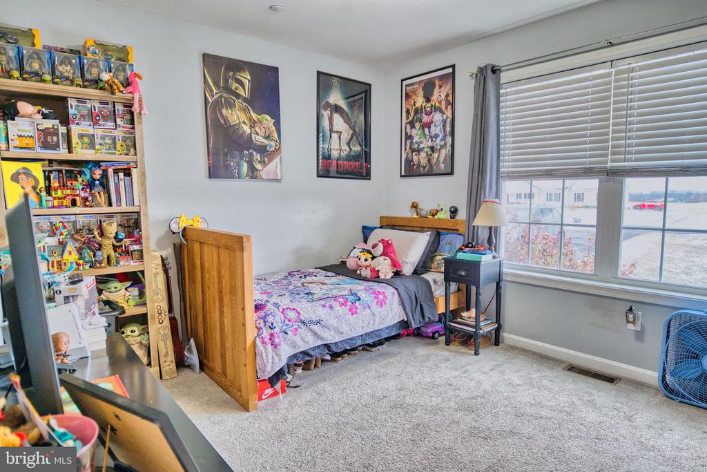 11490 Maplewood Dr