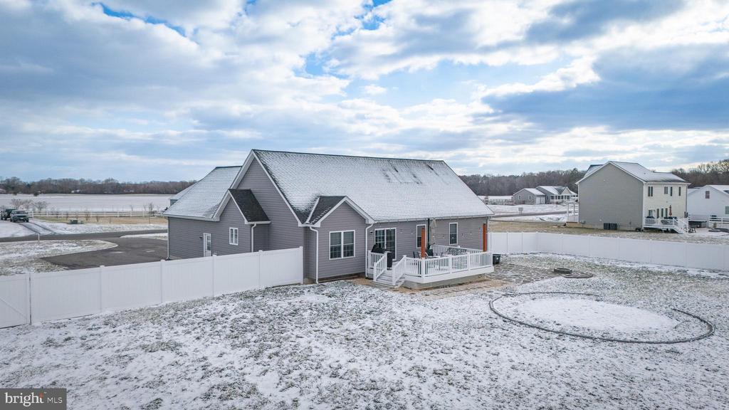11490 Maplewood Dr
