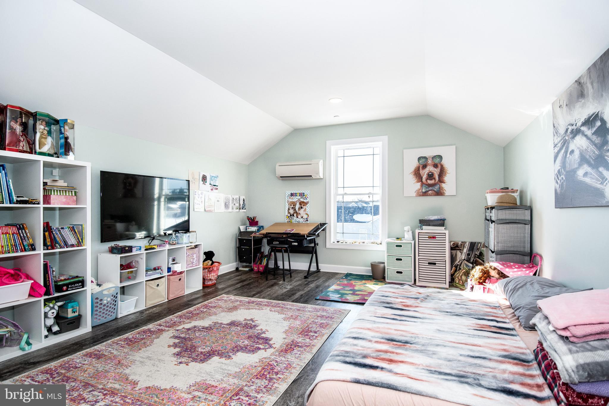 11310 Maplewood Dr