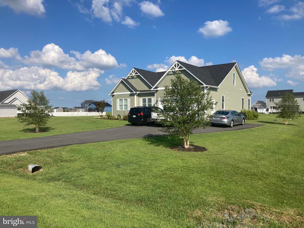 11310 Maplewood Dr