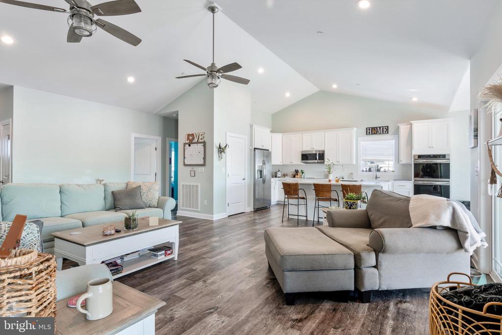 11310 Maplewood Dr