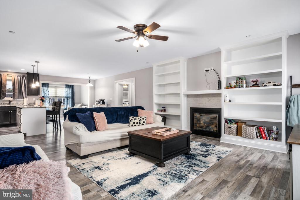 11255 Maplewood Dr