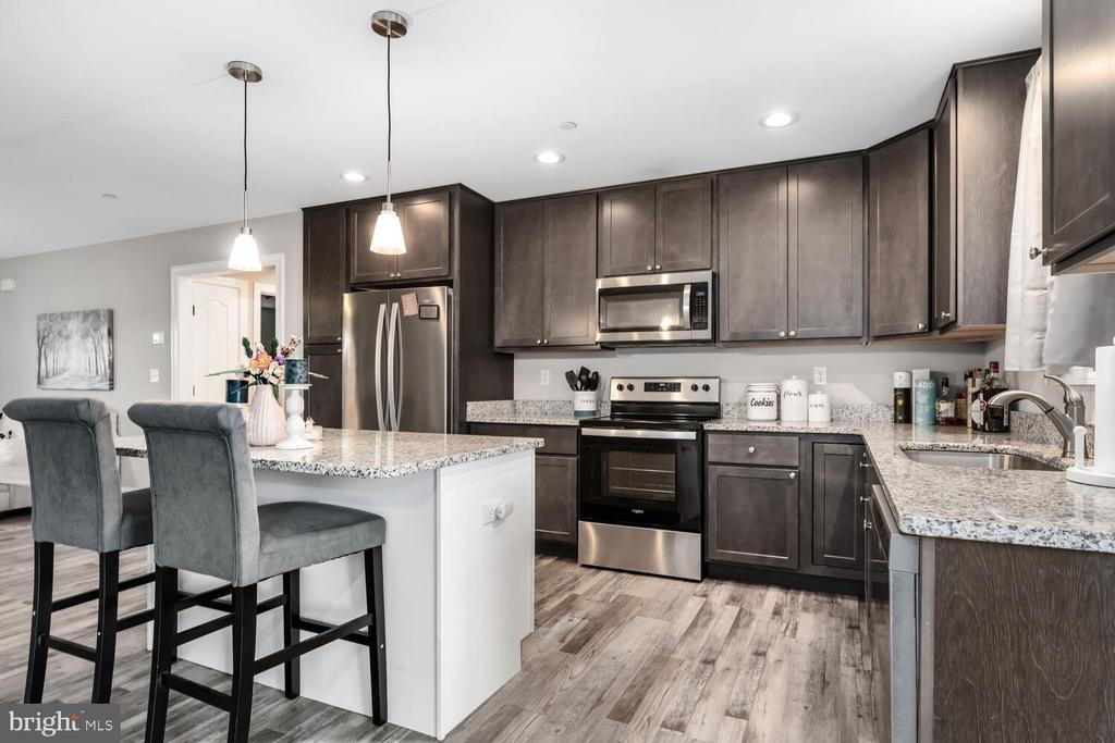 11255 Maplewood Dr