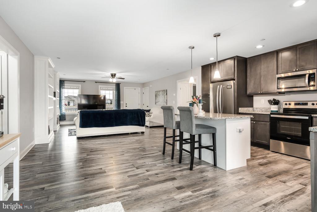 11255 Maplewood Dr