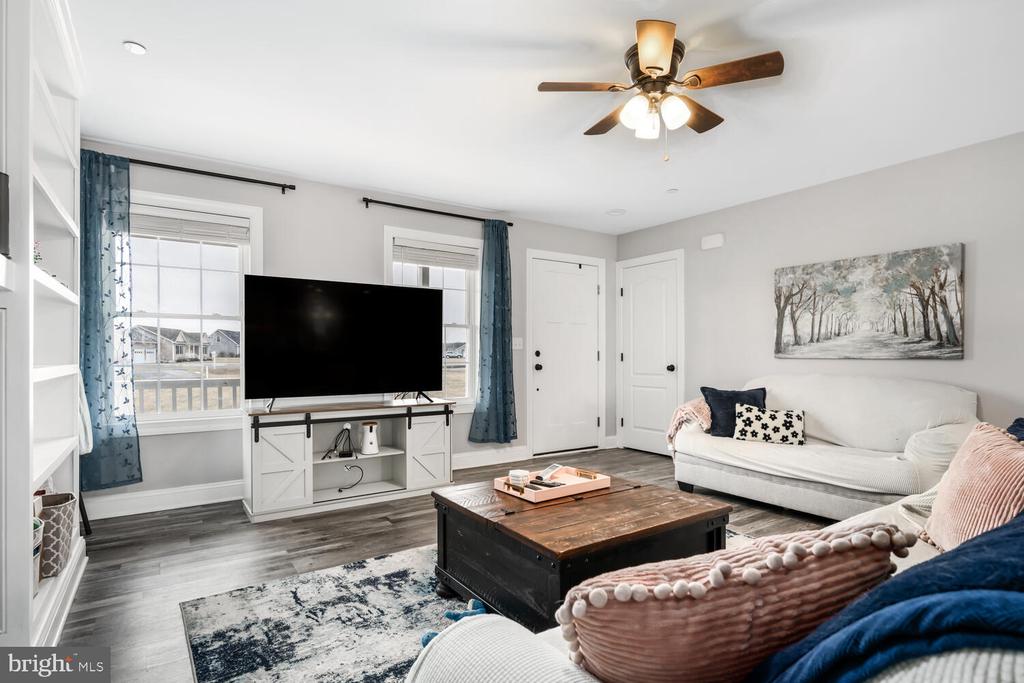11255 Maplewood Dr