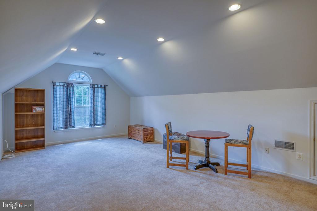 135 Walnut St