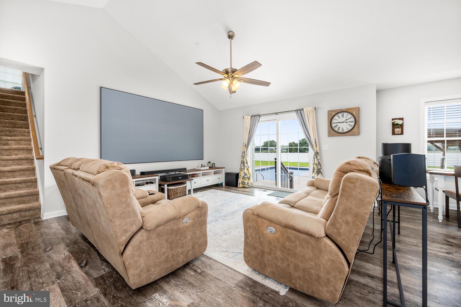 11575 Maplewood Dr