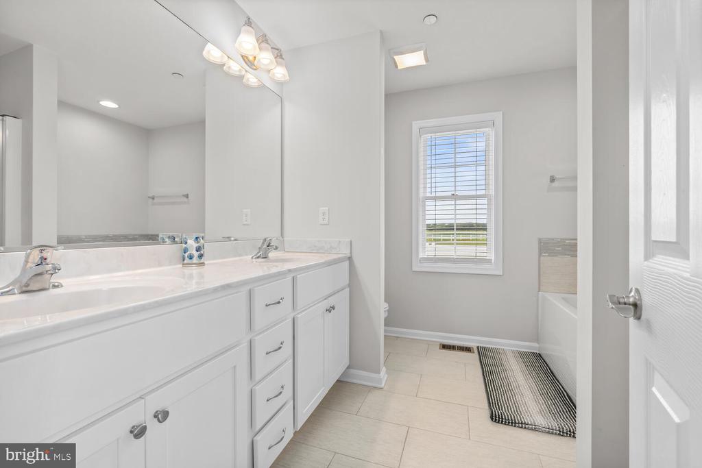11575 Maplewood Dr
