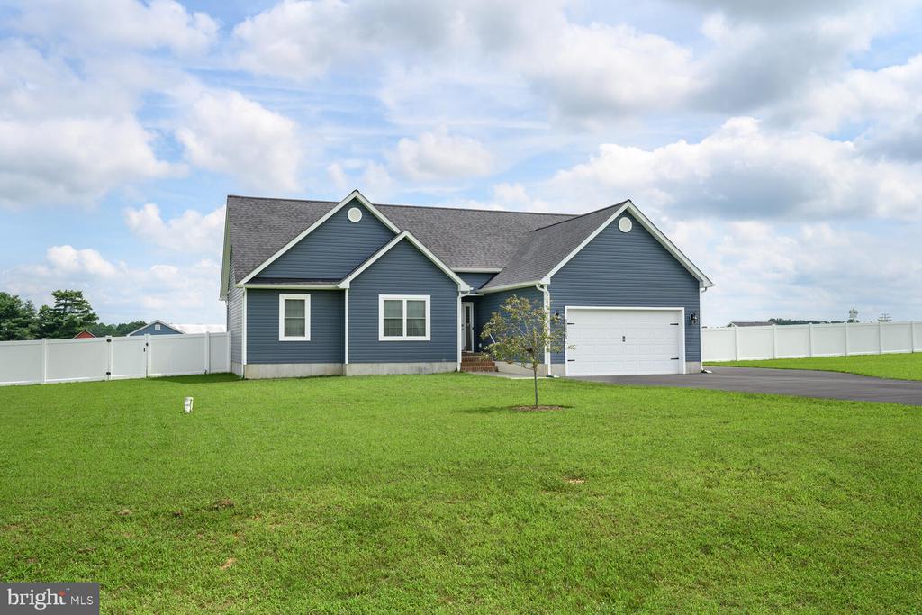 11575 Maplewood Dr