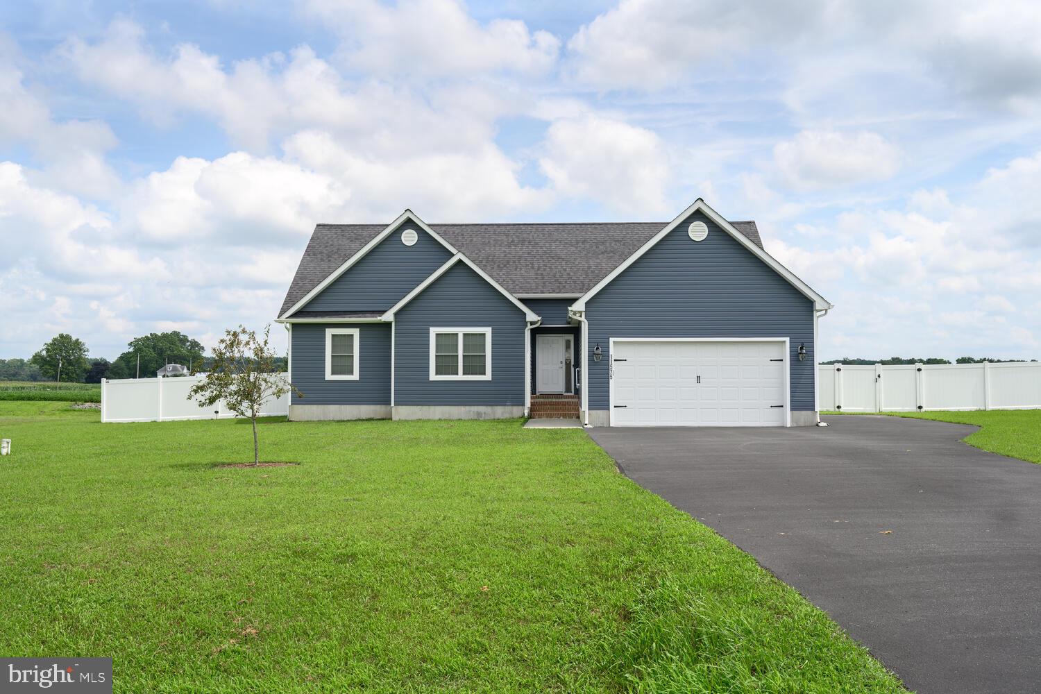 11575 Maplewood Dr
