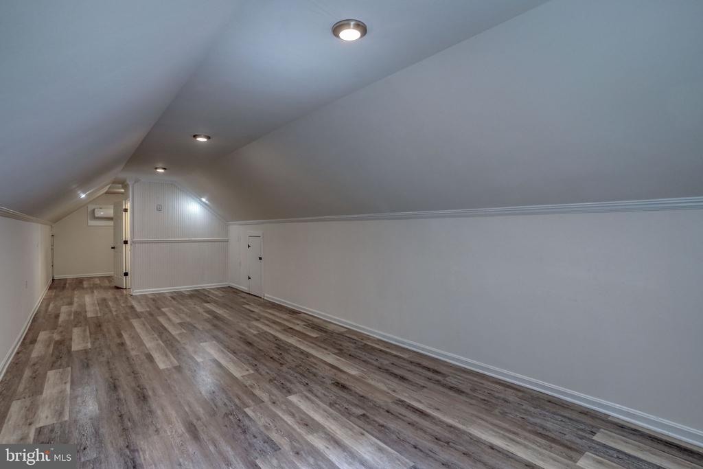 23678 WILLOW POND ROAD