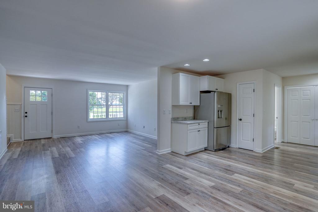 23678 WILLOW POND ROAD