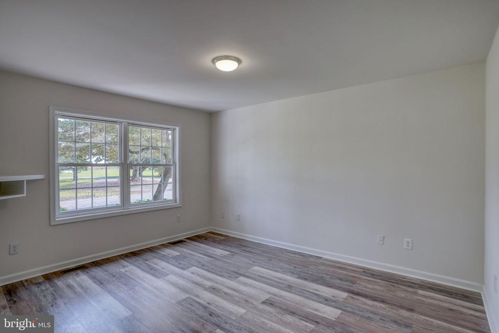 23678 WILLOW POND ROAD
