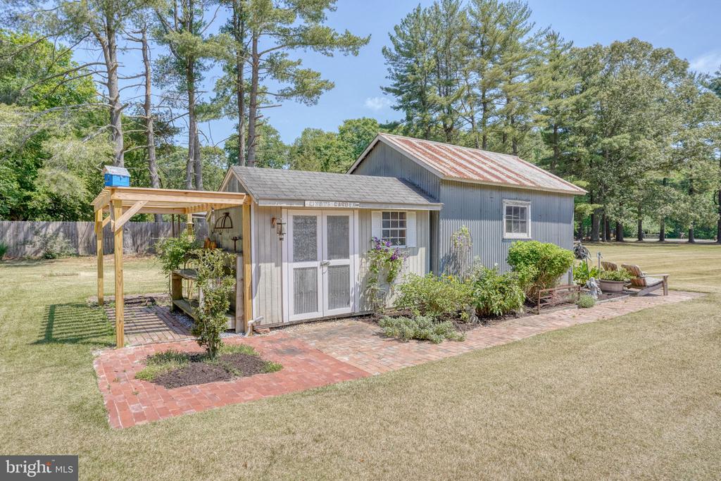 132 DEEP SHORE ROAD