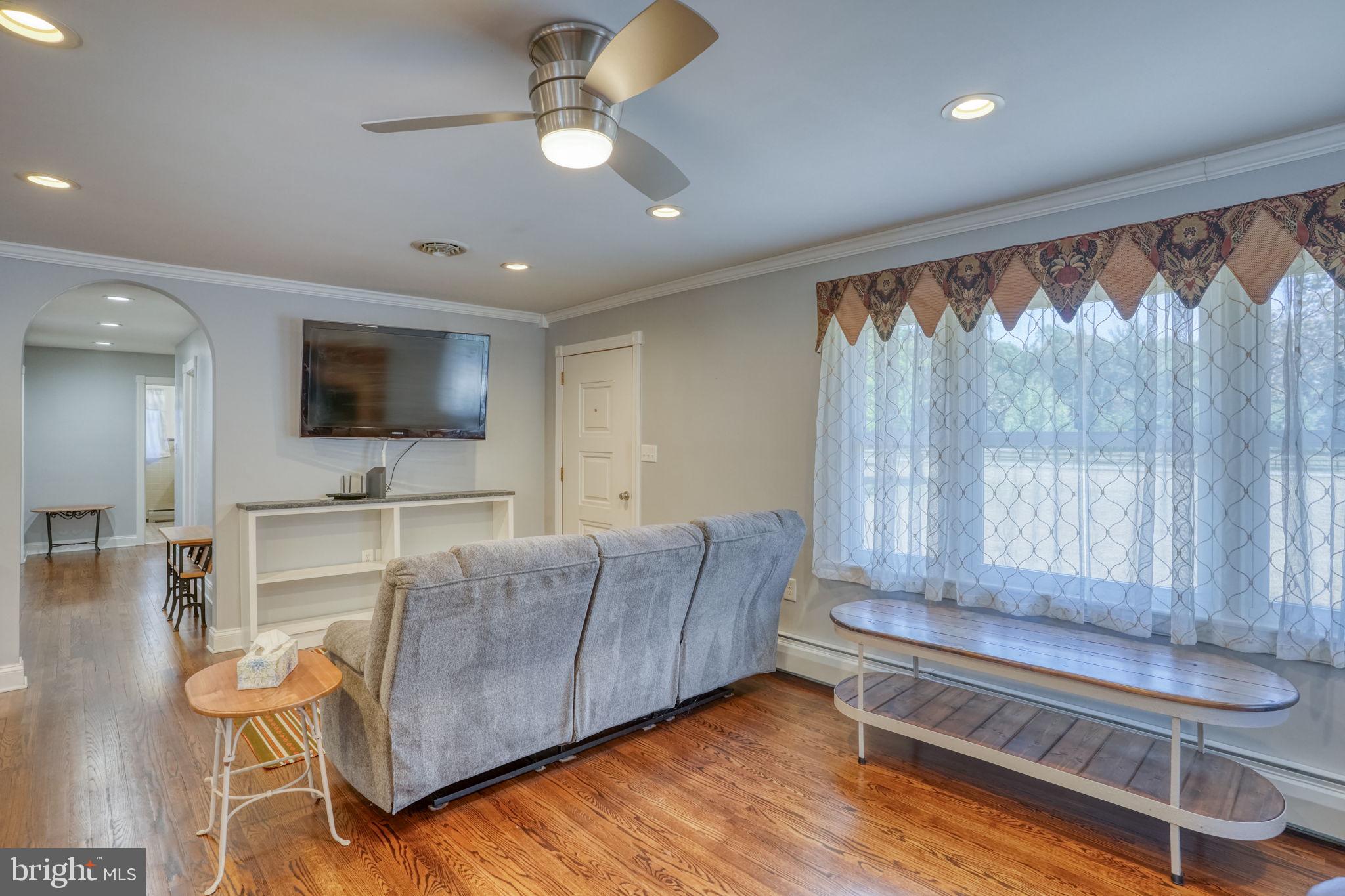132 DEEP SHORE ROAD