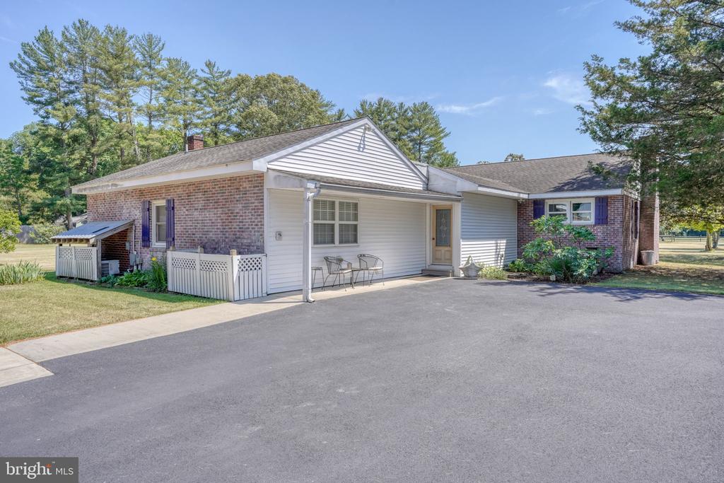 132 DEEP SHORE ROAD