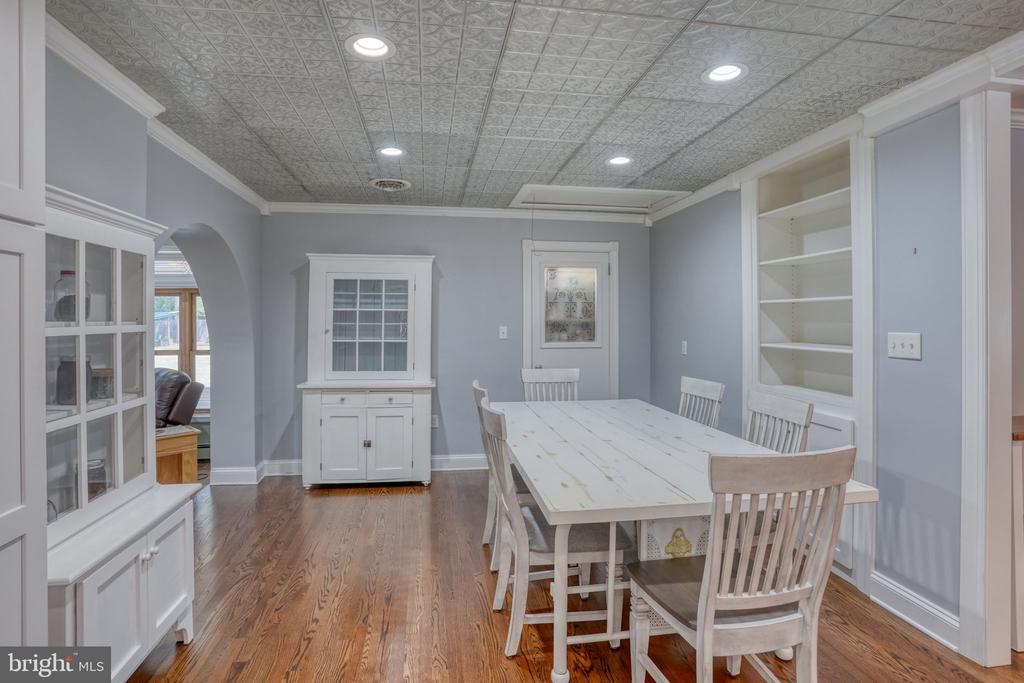 132 DEEP SHORE ROAD