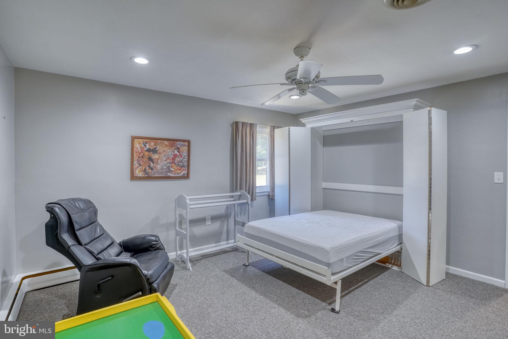 132 DEEP SHORE ROAD