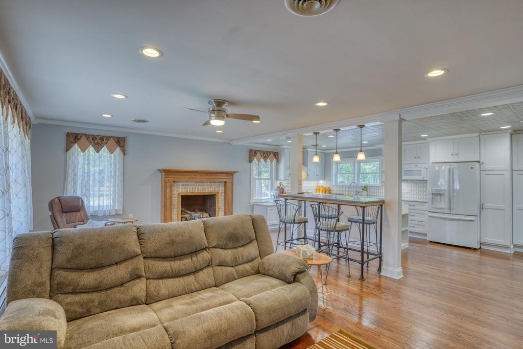 132 DEEP SHORE ROAD