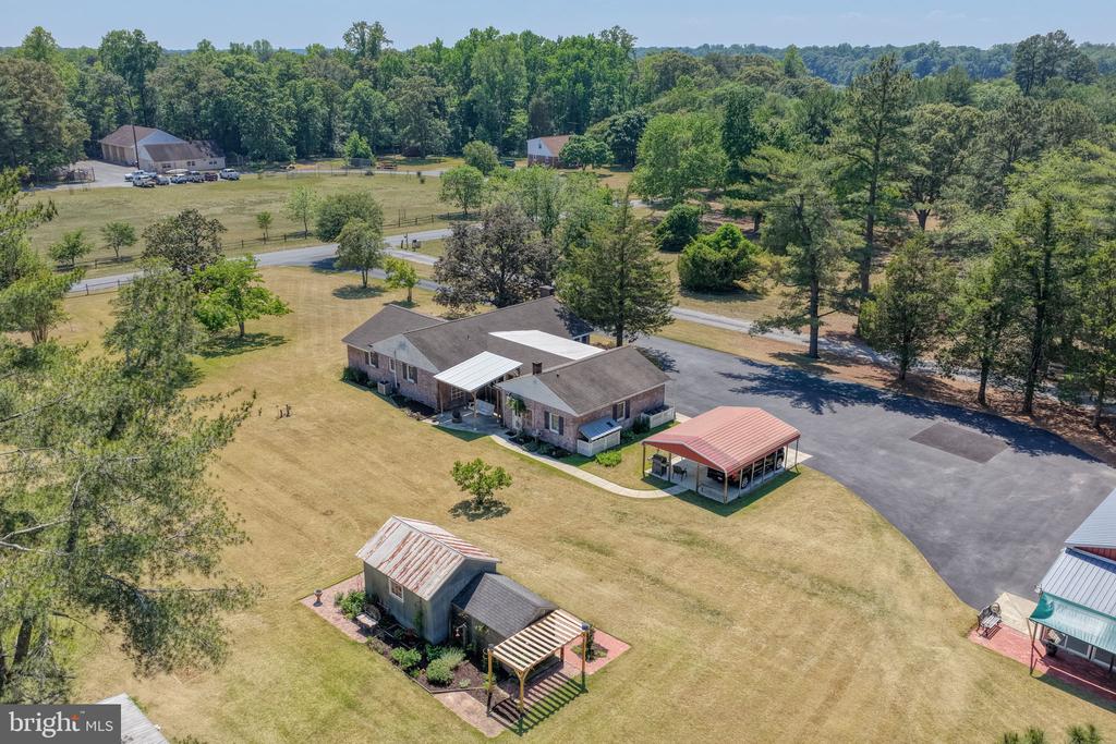 132 DEEP SHORE ROAD