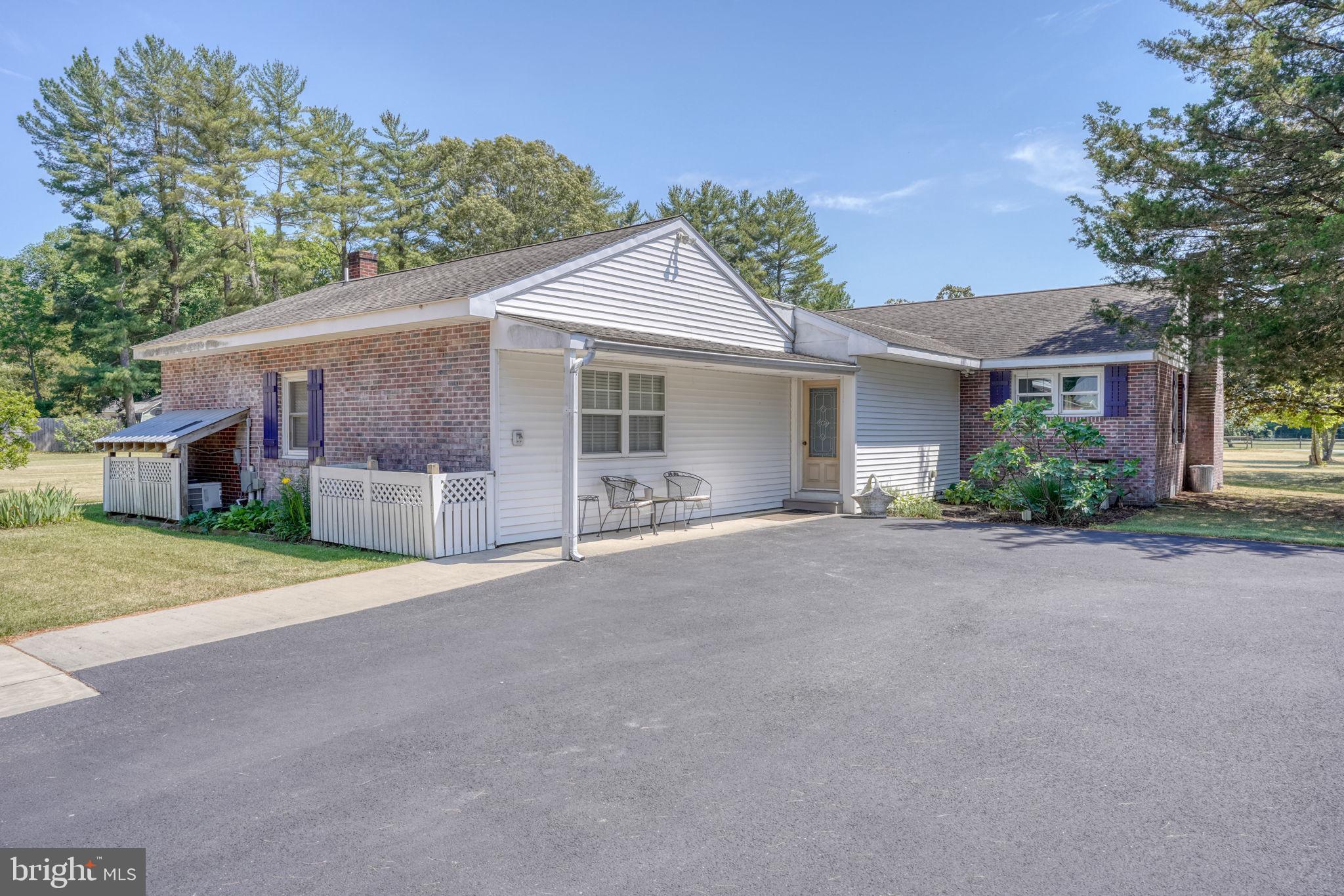 132 DEEP SHORE ROAD