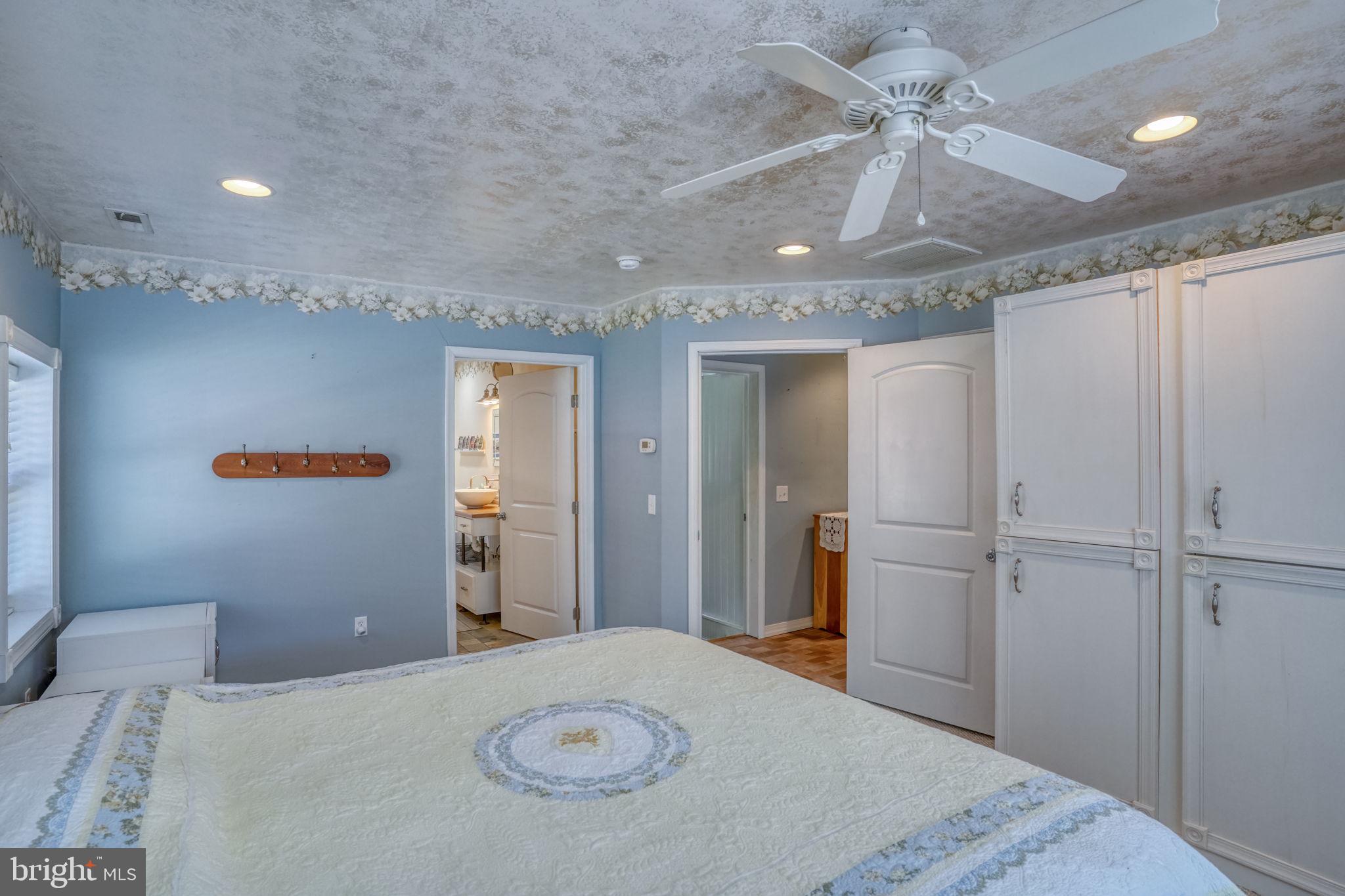 132 DEEP SHORE ROAD