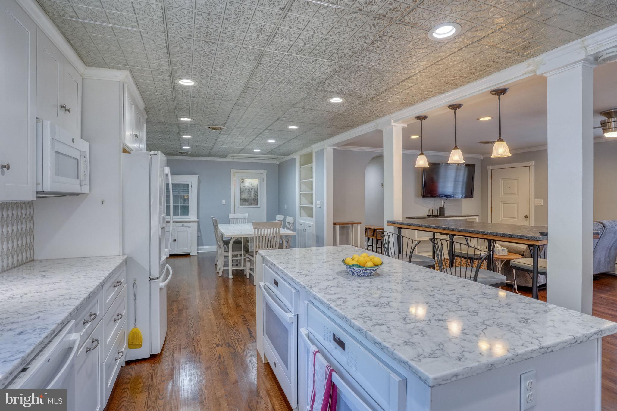 132 DEEP SHORE ROAD