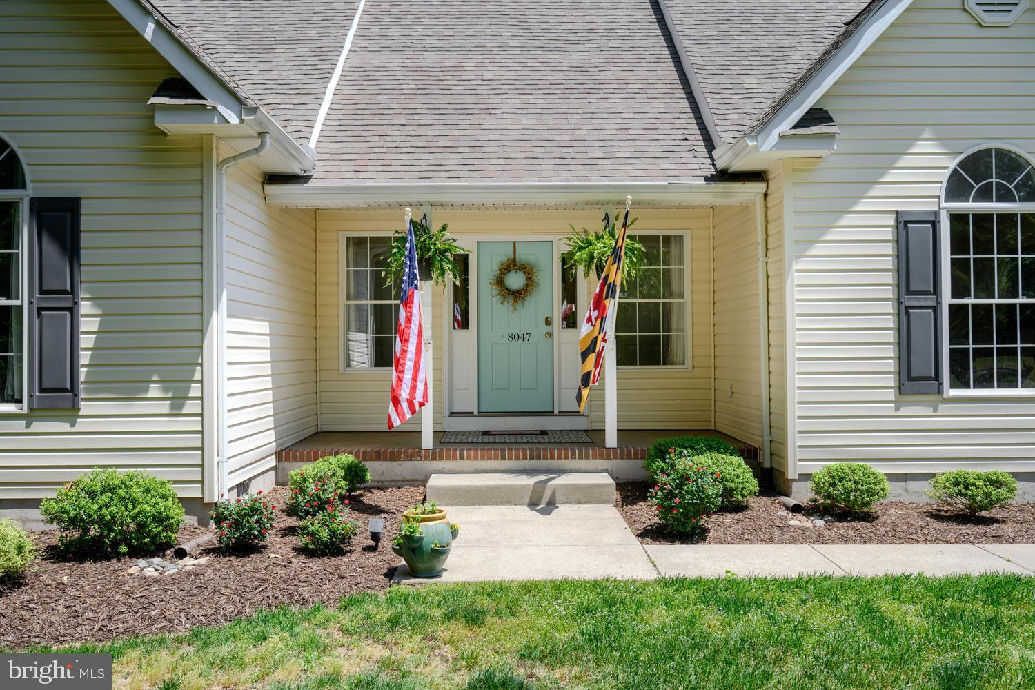 8047 LAUREL LANE
