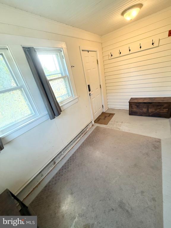 504 SUNSET BOULEVARD