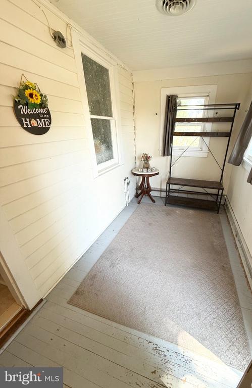 504 SUNSET BOULEVARD