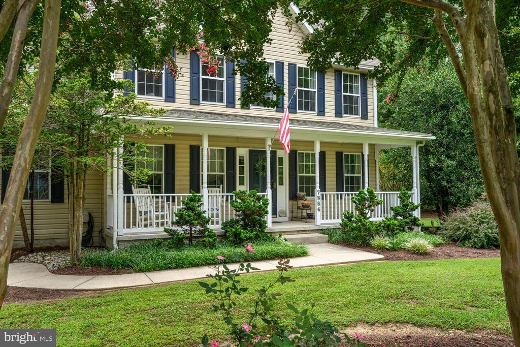 7884 LAUREL LANE