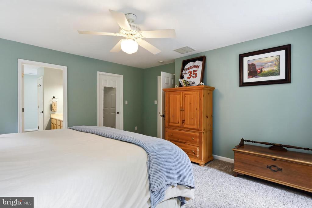 7884 LAUREL LANE